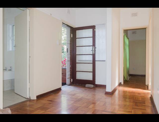 2 BEDROOM APARTMENT FOR SALE IN SCOTTBURGH CENTRAL
